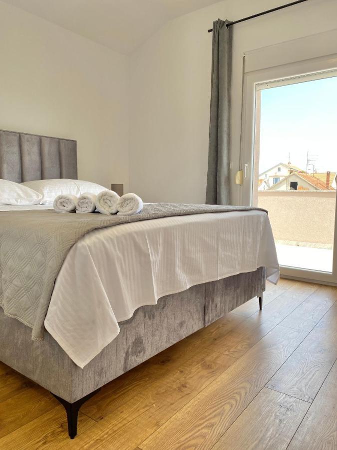 West Apartments Zadar Eksteriør billede