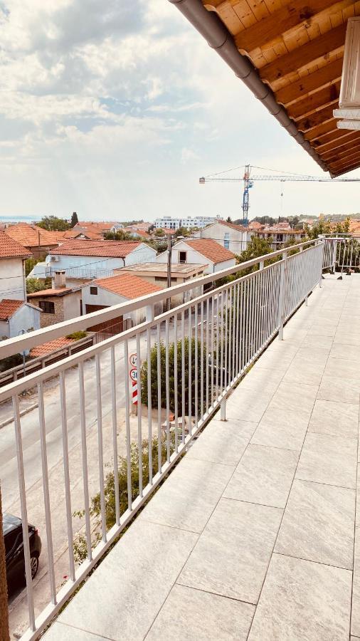 West Apartments Zadar Eksteriør billede