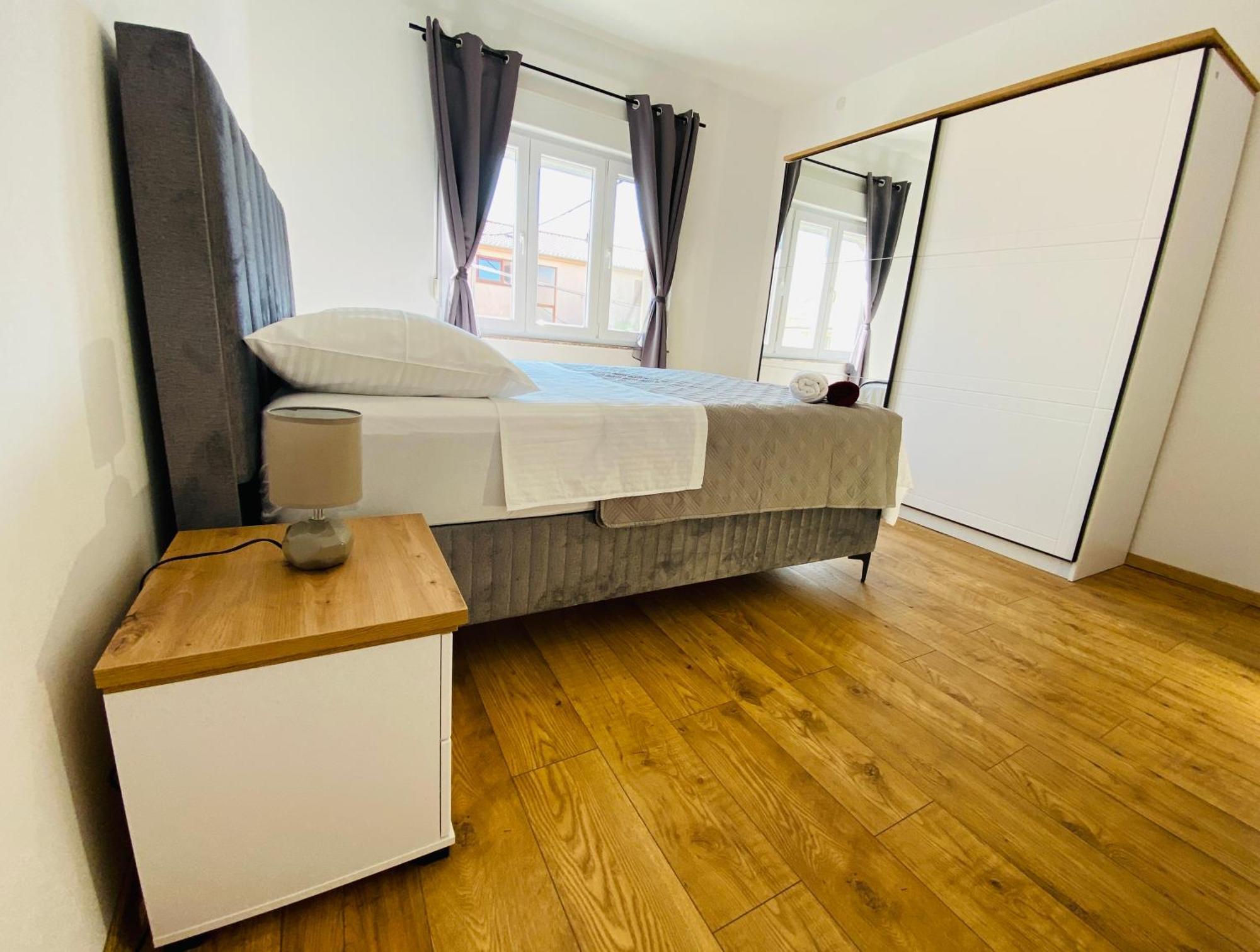 West Apartments Zadar Eksteriør billede