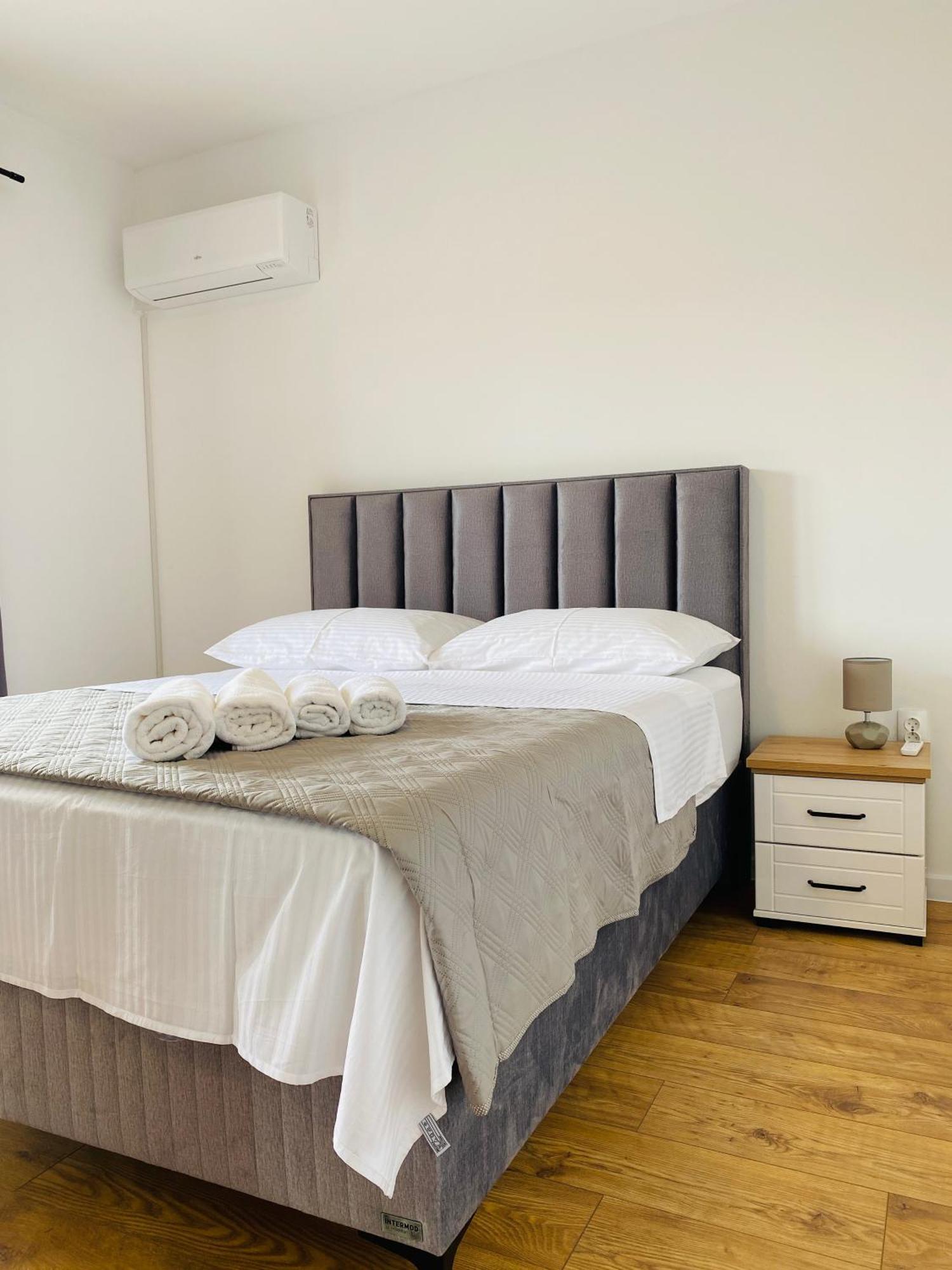West Apartments Zadar Eksteriør billede